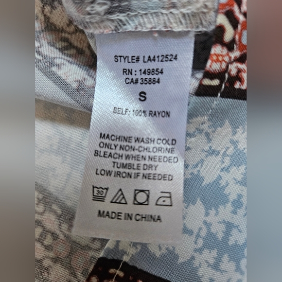 Sage The Label Bohemian Patchwork Short Sleeve Crop Top, Size Small - Picture 4 of 5